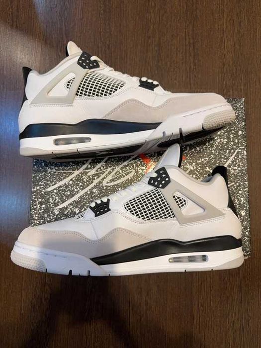 Jordan 4 Retro Military Black Rozmiar 40