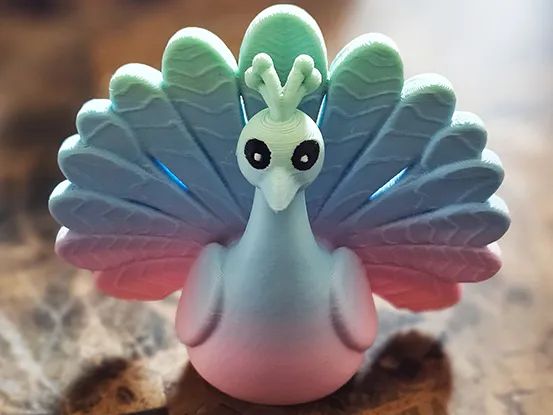 Pavão Miniatura Detalhado