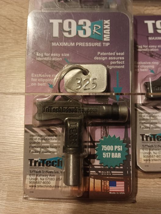 Dysza TriTech T93