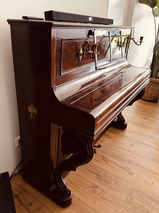Piano decorativo