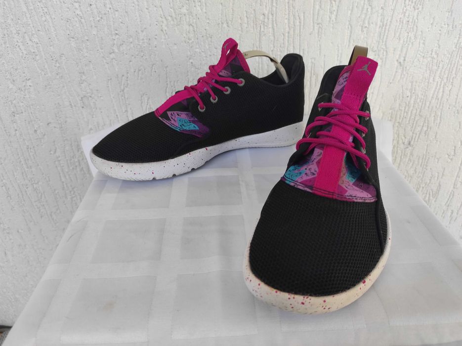 Кроссовки текстильние NIKE Jordan р.35.5