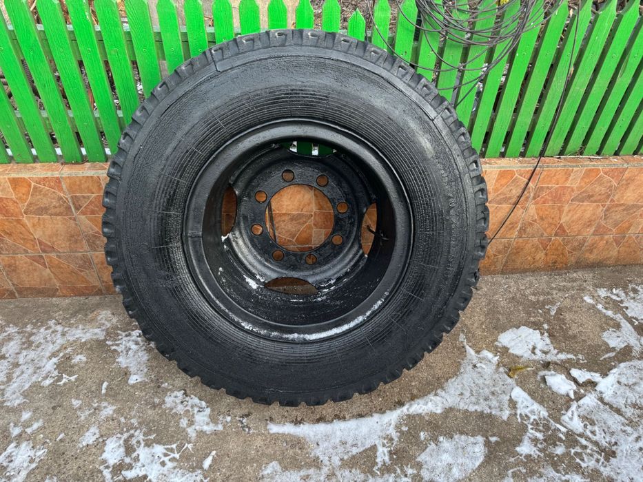 Продам колесо в сборе на ЗИЛ 130