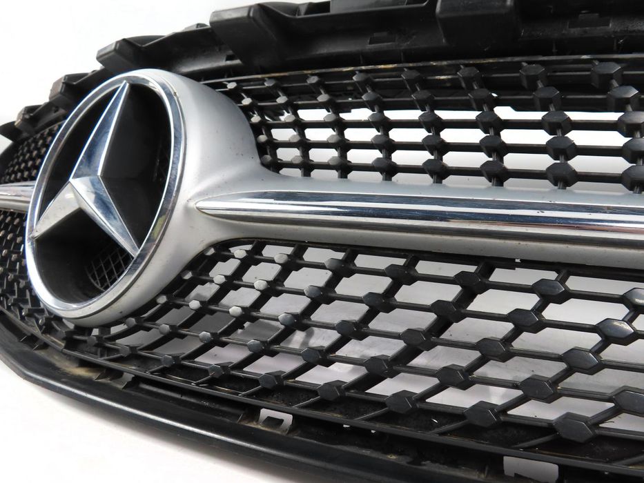 Grelha Frontal Mercedes-Benz Cla Shooting Brake Ref: A1178880600