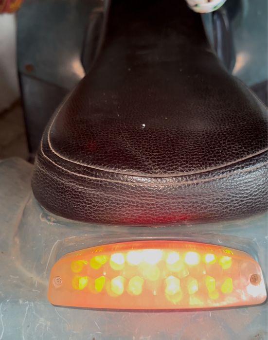 Гарний 75 кубовий квадроцикл