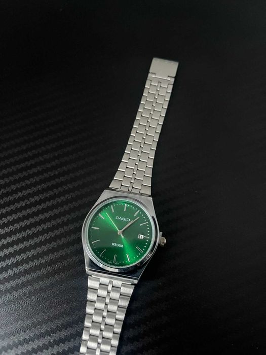 Casio MTP-B145D-3AVEF – zielona tarcza – NOWY