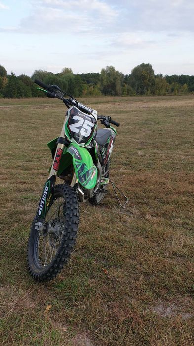 Мотоцикл кросс Kavasaki 250 KX