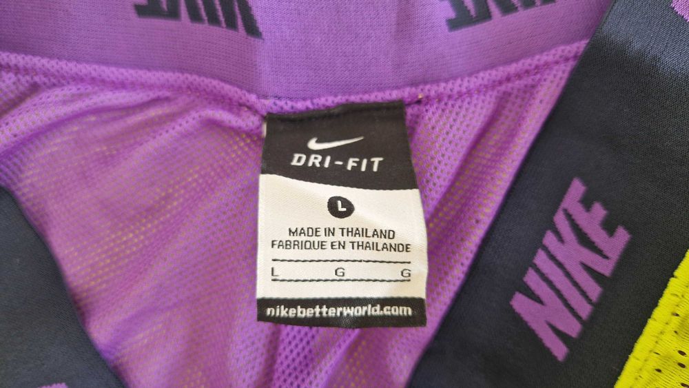 Calções Nike, Dri-Fit, tamanho L