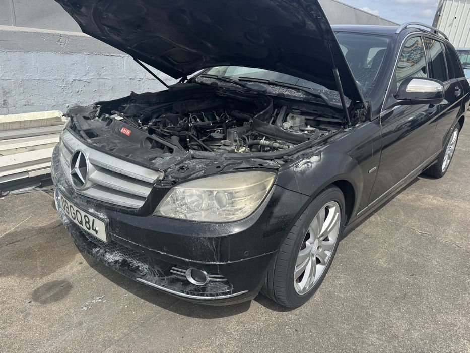 Mercedes-Benz C220 cdi avantgard w204 (sinistrada)