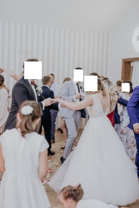 Zwiewna suknia ślubna Gabbiano MADONNA