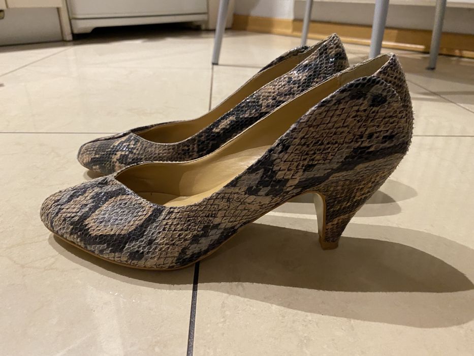 Buty damskie firmy Gioseppo rozm 38