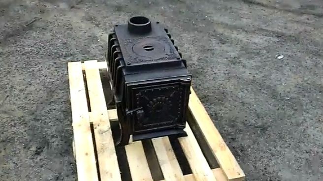 Буржуйка чугунная с варочной поверхностью