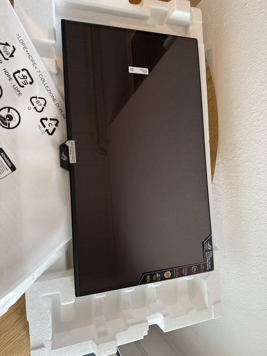 Monitor OLED ASUS  Strix XG27ACDMS 3 lata gwarancji