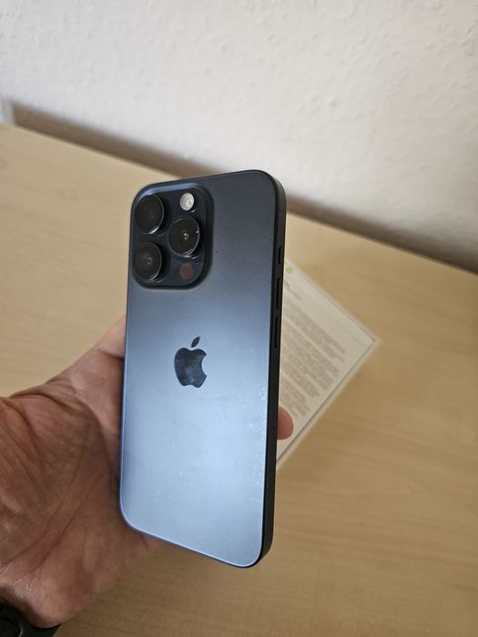 Iphone 15 pro повний оригінал