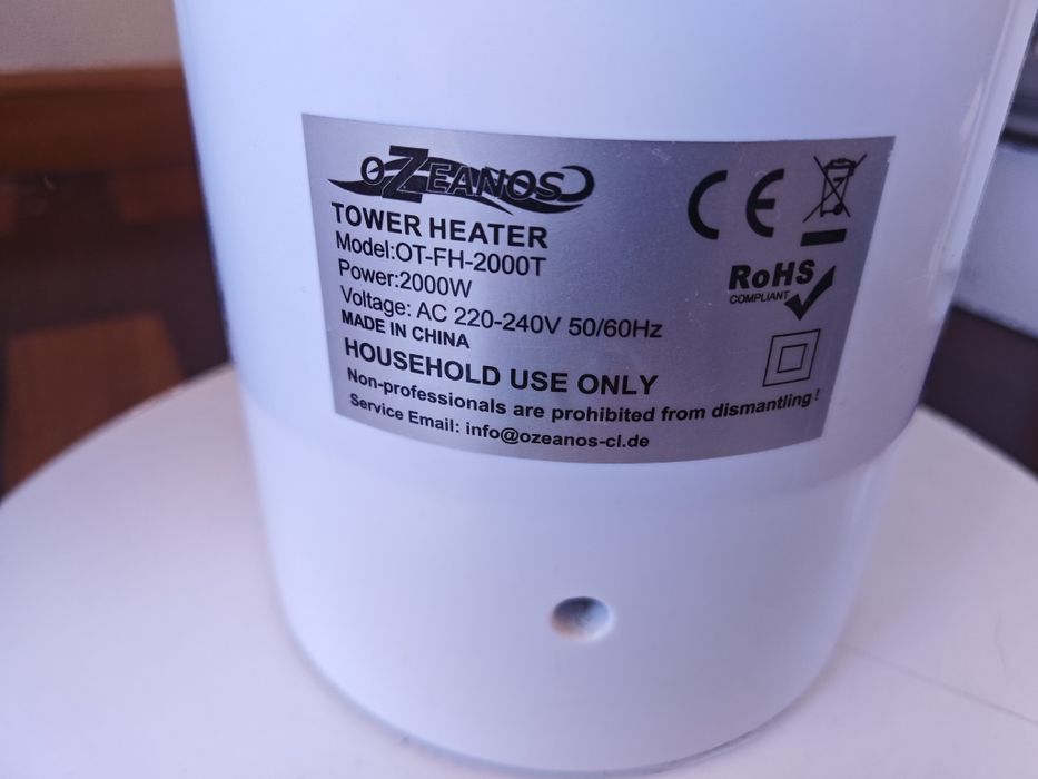 Aquecedor cerâmico com comando remoto e temporizador, 1000/2000w
