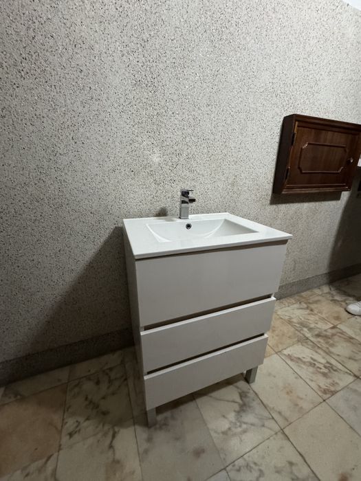 Móvel de Casa de Banho com Lavatório, Torneira e Sifão – Completo
