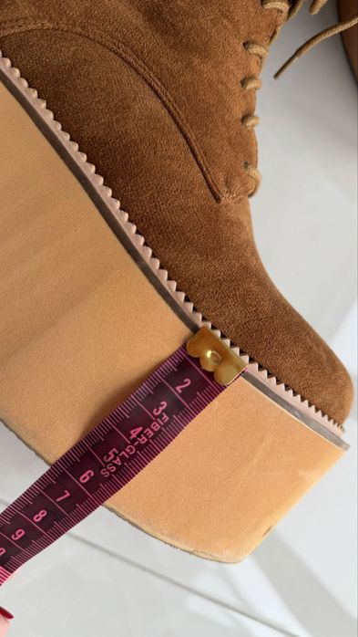 Ботинки на платформе