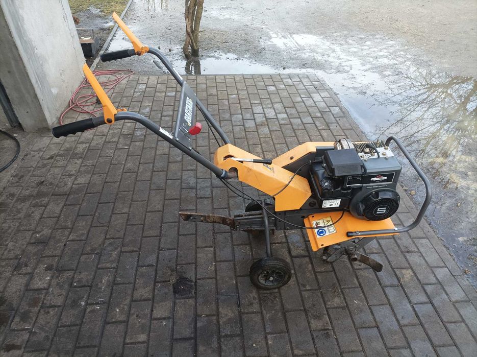 Glebogryzarka PARTNER 5110