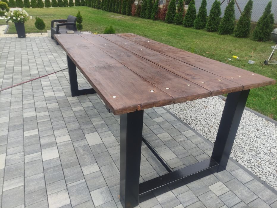 Duży masywny stół ogrodowy szeroki i długi okazja pilnie