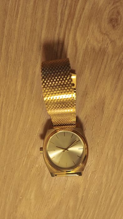 Relógio Nixon Dourado Original – Bracelete Metálica