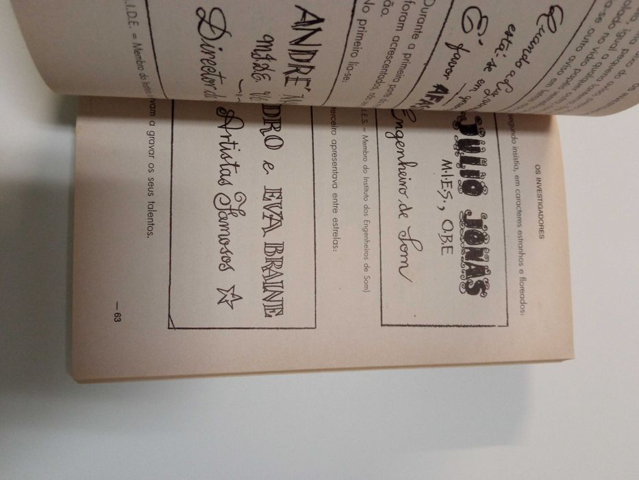 Os Investigadores, de E. W. Hildick