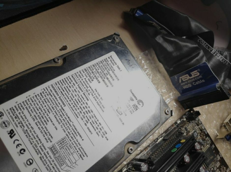 Продам рабочий комплект (PC)