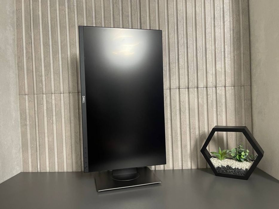 Безрамковий монітор DELL 27 дюймів  P2719H