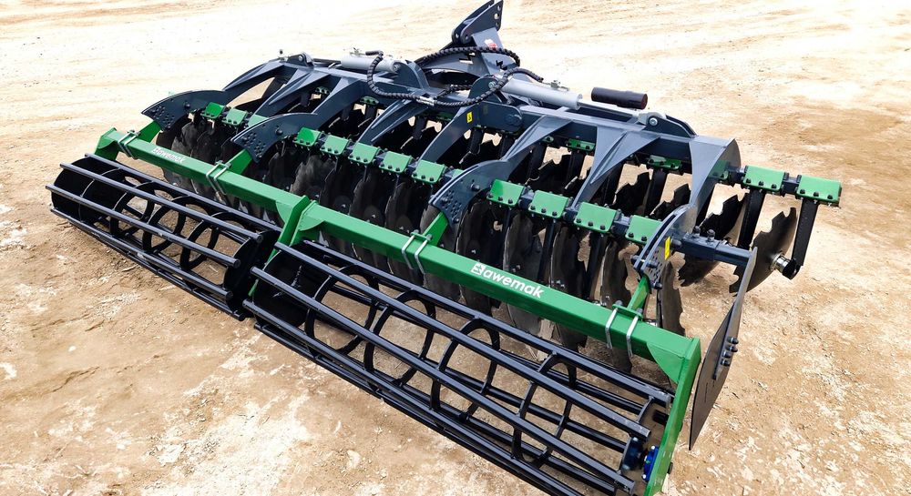 Brona talerzowa hydraulicznie składana 4m, talerz 560