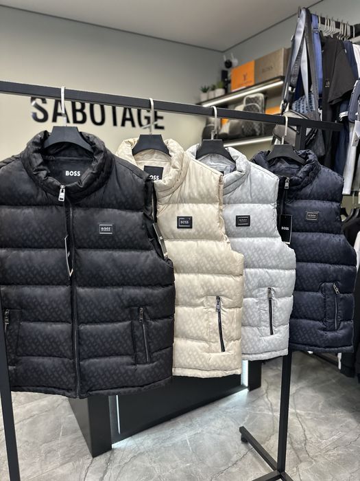 Топова жилетка Hugo Boss пух