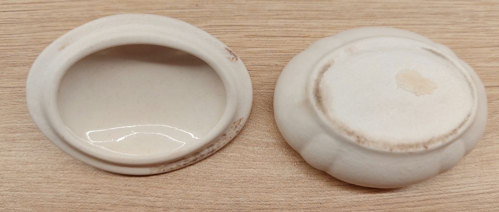 Pojemnik ceramiczny na biżuterię