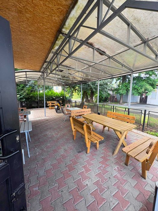 Gotowy biznes - BURGEROWNIA przy dworcu – 100 m² z ogródkiem