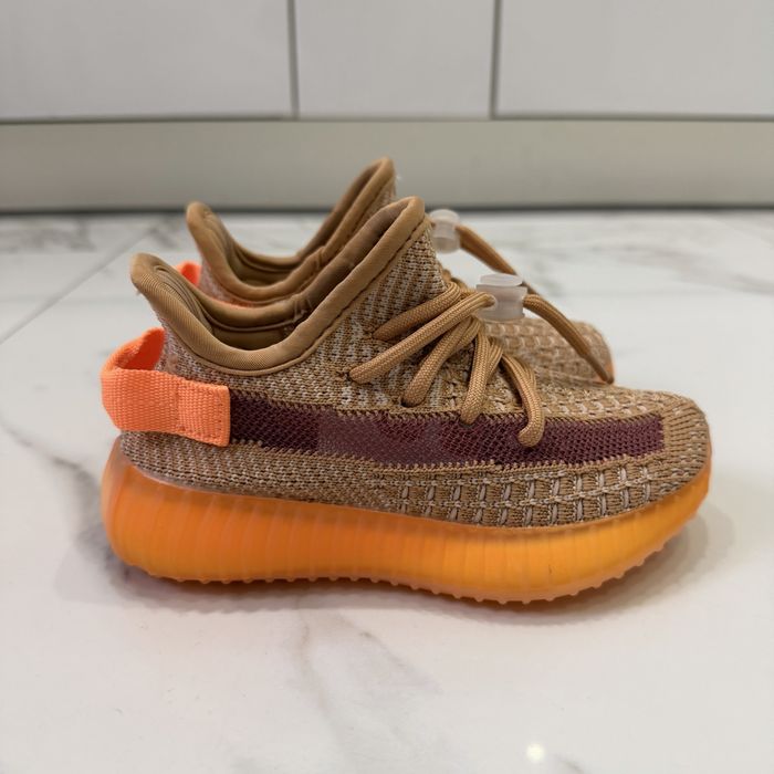 Детские кроссовки Adidas Yeezy 350 (29)