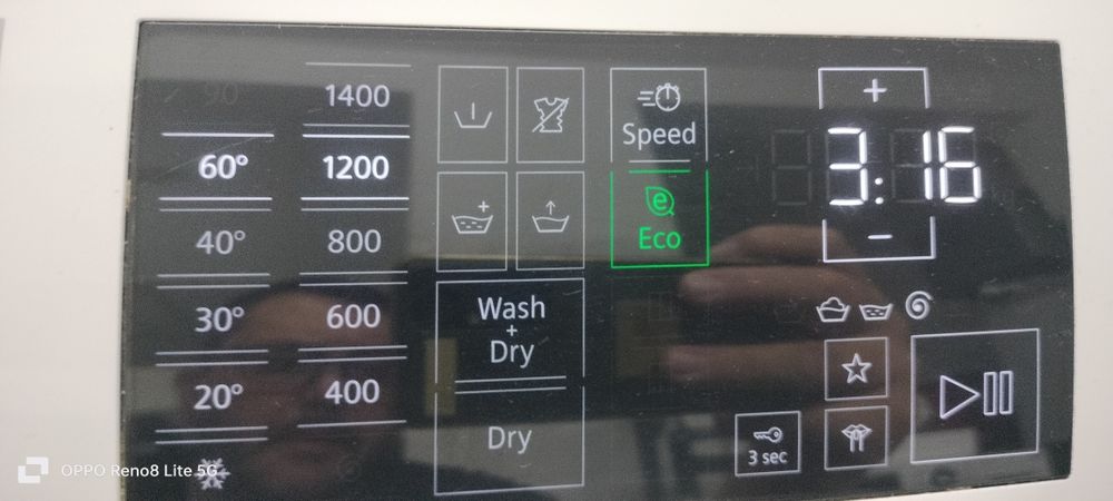 Máquina de lavar e secar roupa Siemens iQ500 10kg+6kg 1400rpm