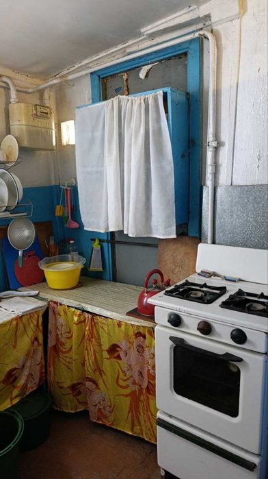 Терміново продається  будинок  по вул. Сосновського (Військове містечко дальній район)розглядаю продаж за сертифікат