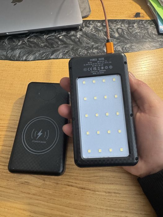 Powerbank павербанк з Tesla 18650