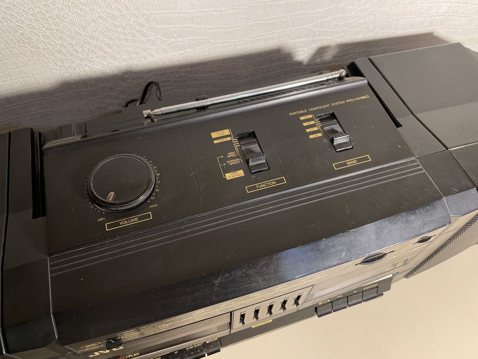 Кассетный магнитофон JVC PC-150