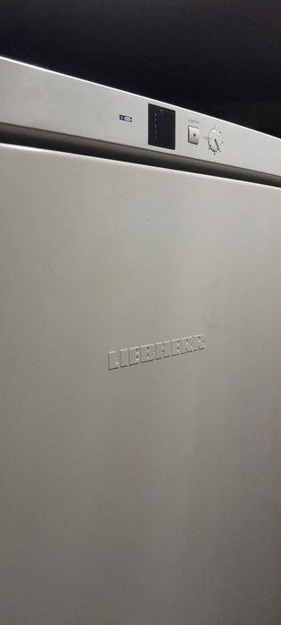 Холодильник Либхер