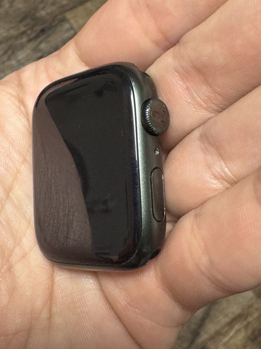 Apple Watch series 7 (45 мм)