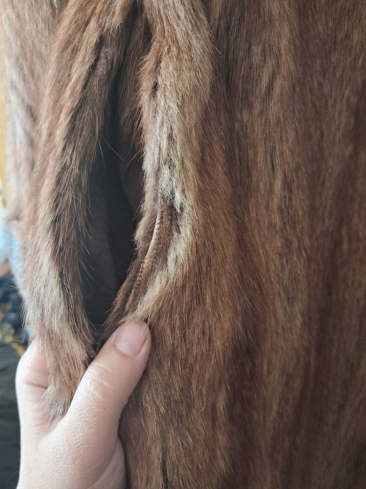 Продам шубу- була у використанні.