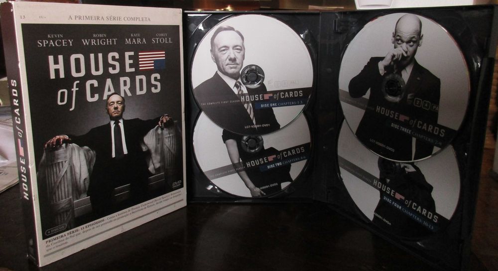 House of Cards - - - 1ª Temporada - - - - - 4 X DVD