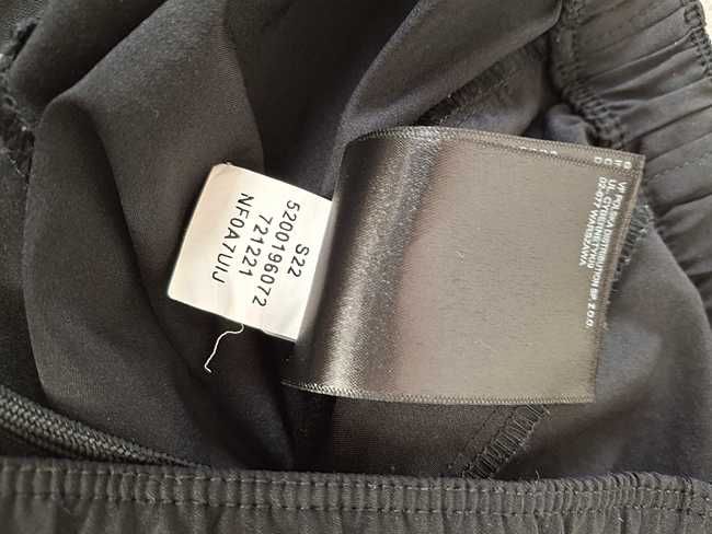 The North Face Movment Krótkie spodenki damskie do biegania XS