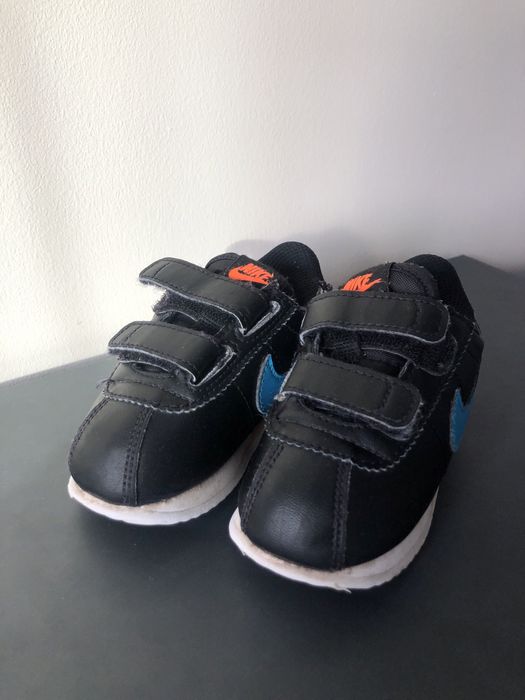 Продам кросівки дитячі Nike 22 розмір