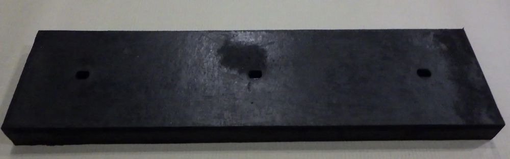 Lemiesz gumowy zewnętrzny 830x220x50