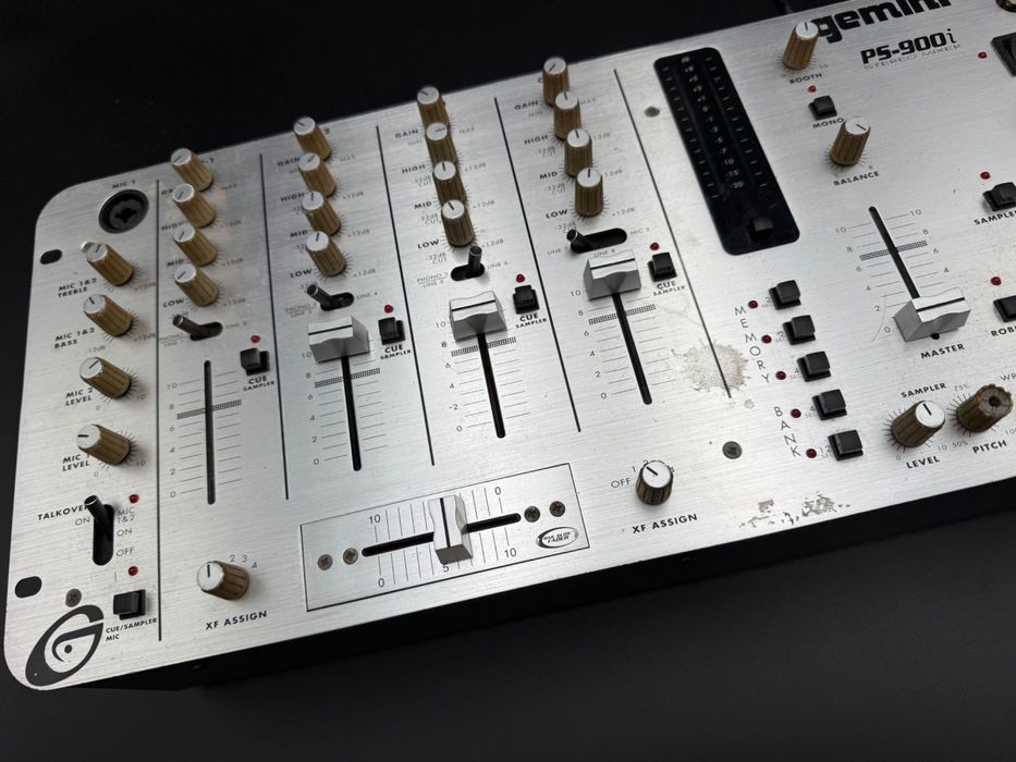 Profesjonalny mikser Dj Gemini PS-900i