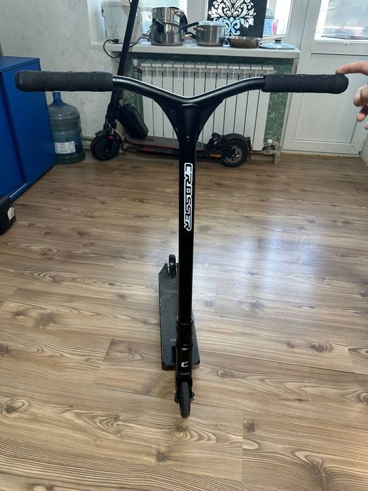 Трюковой самокат