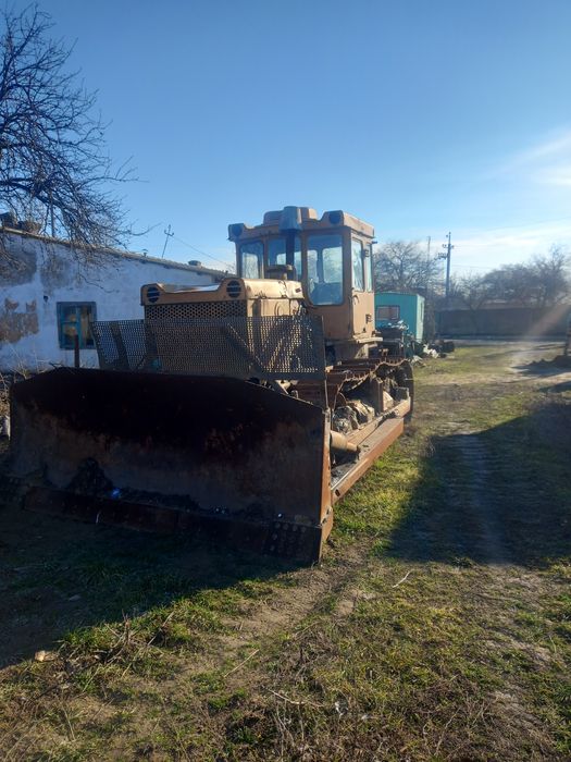 Продам бульдозер т130