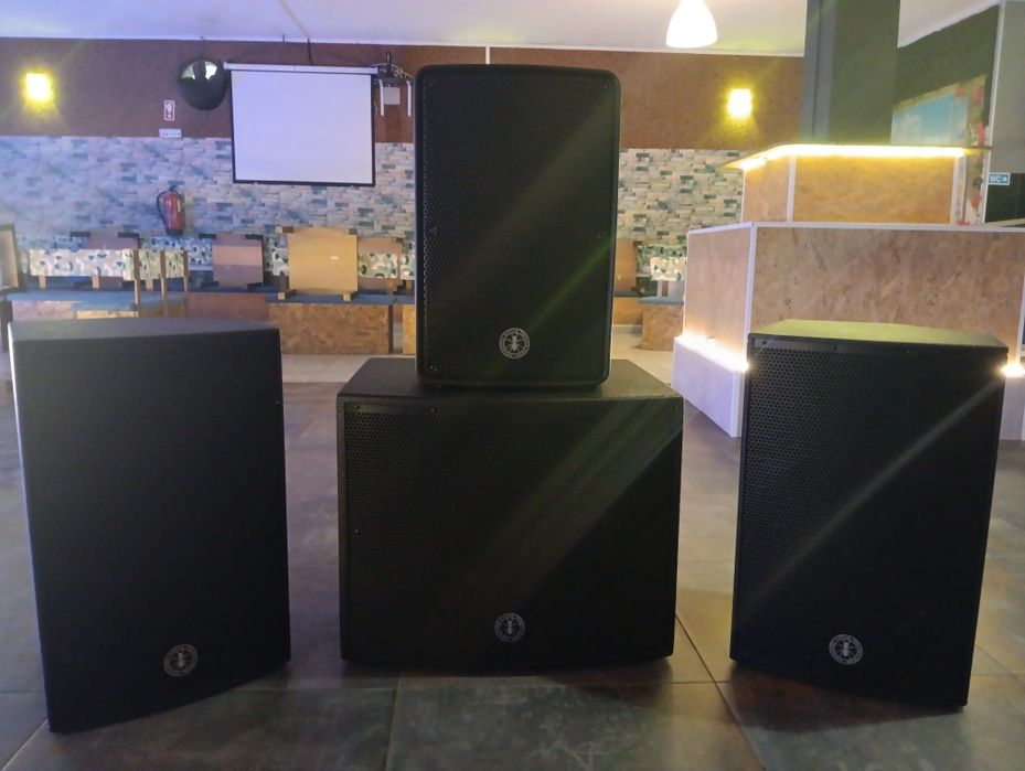 Colunas de som,  sistema completo