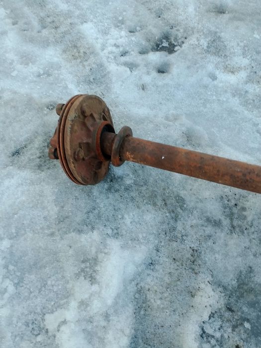 Вісь культиватора в зборі