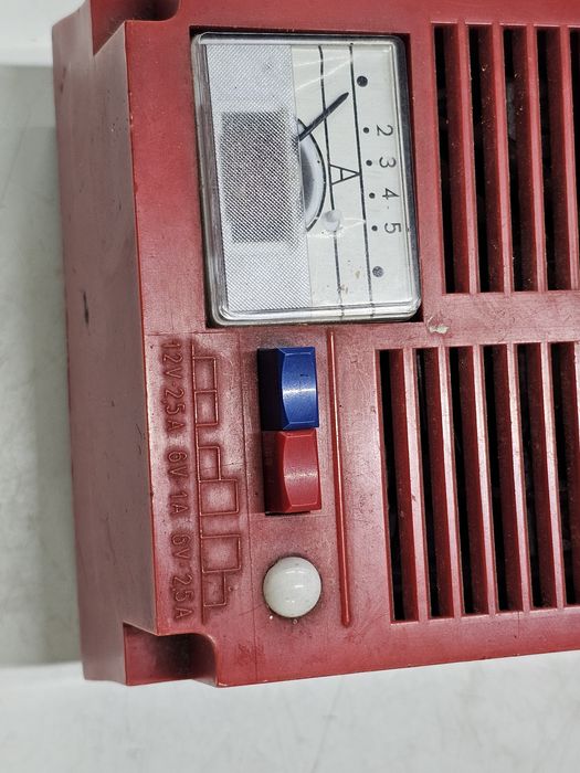 Prostownik 12V 2,5A 6V 1A 2,5A PRL stary unikat  eltron elektromet wsk