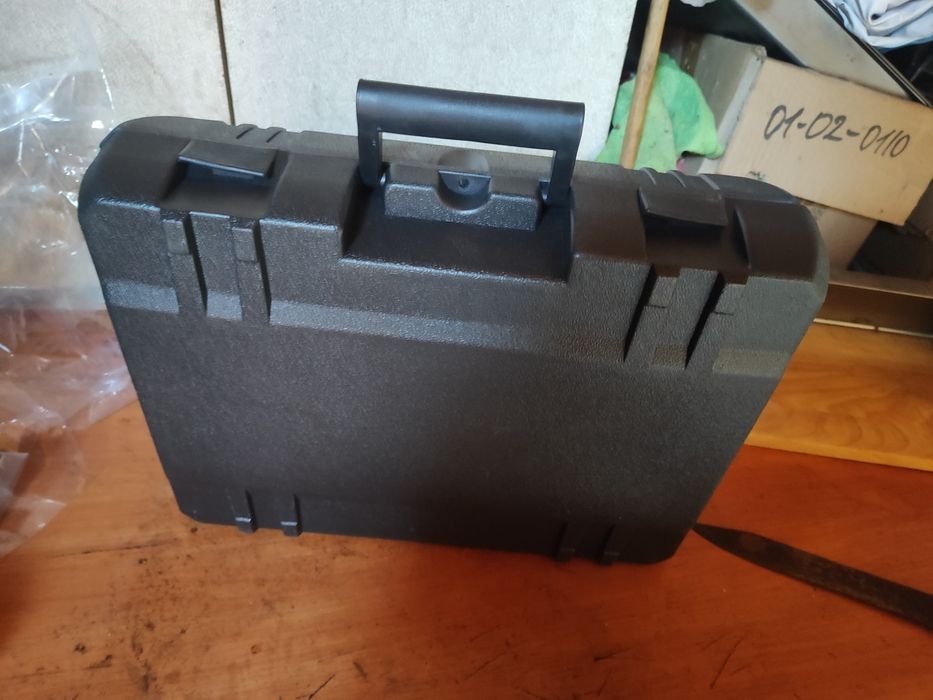 перфоратор TTT 1900