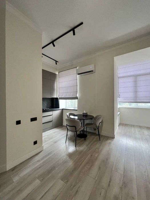 Продаж 1-кімнатної квартири, 43 кв. м, центр міста , вул. Тарасівська 40/52 Царський будинок